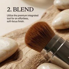 ETUIH Hestia detachable brush detail showing fine bristles for seamless blending