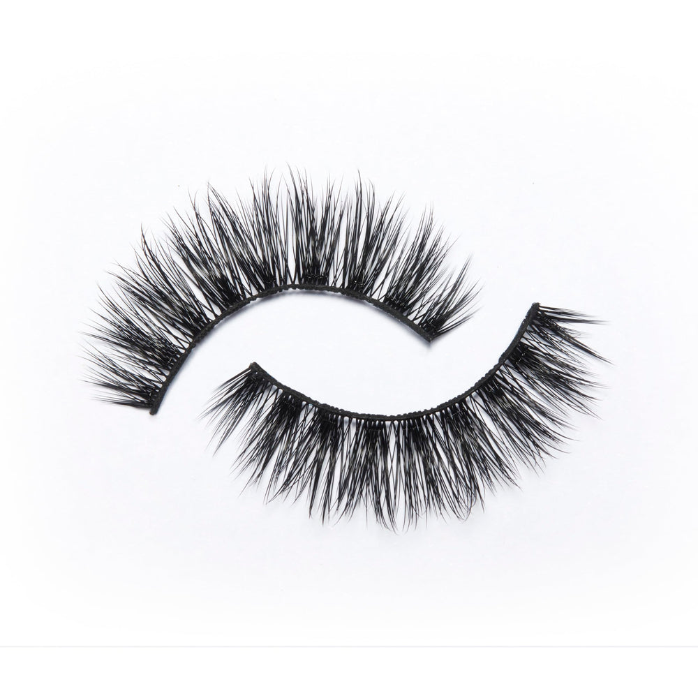Eylure lash band detail showing thin flexible band for comfortable wear