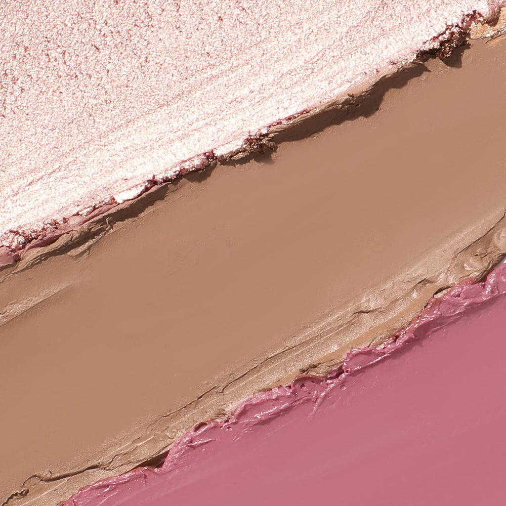 Falocutus sticks inside a travel pouch for on-the-go touch-ups benefit