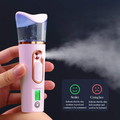 FANTEXY fine ultrasonic mist close-up delivering uniform hydration
