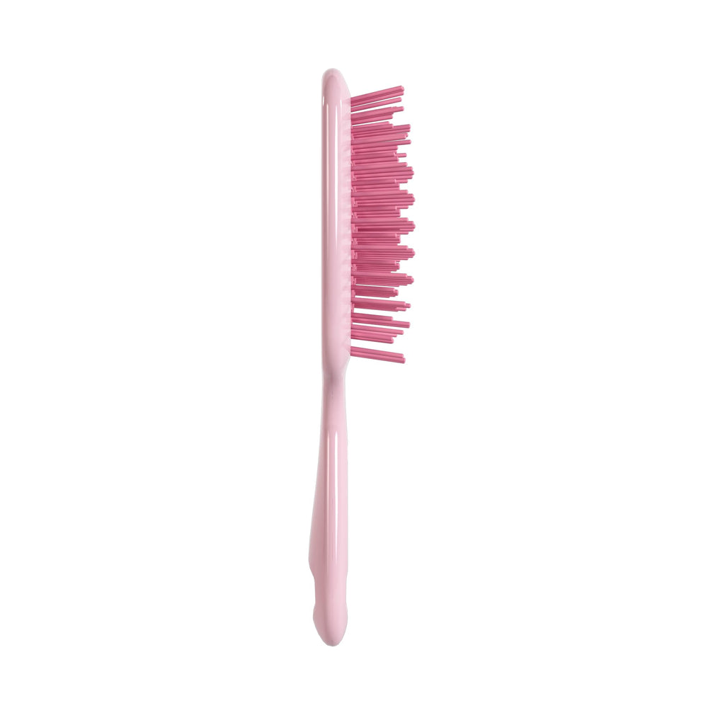 FHI Heat UNbrush close-up of DuoFlex anti-static bristles for gentler detangling