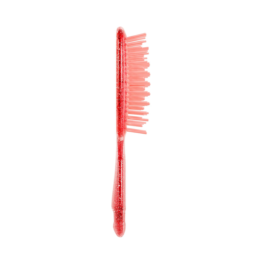 FHI Heat close-up of DuoFlex bristles highlighting gentle detangling and anti-static benefit