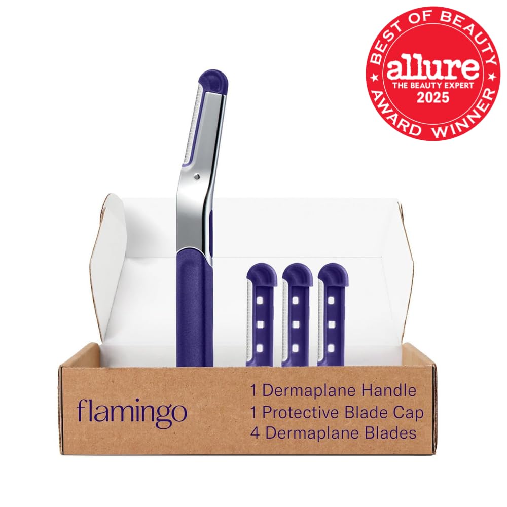 Flamingo blade close-up of stainless edge highlighting precision and smooth results