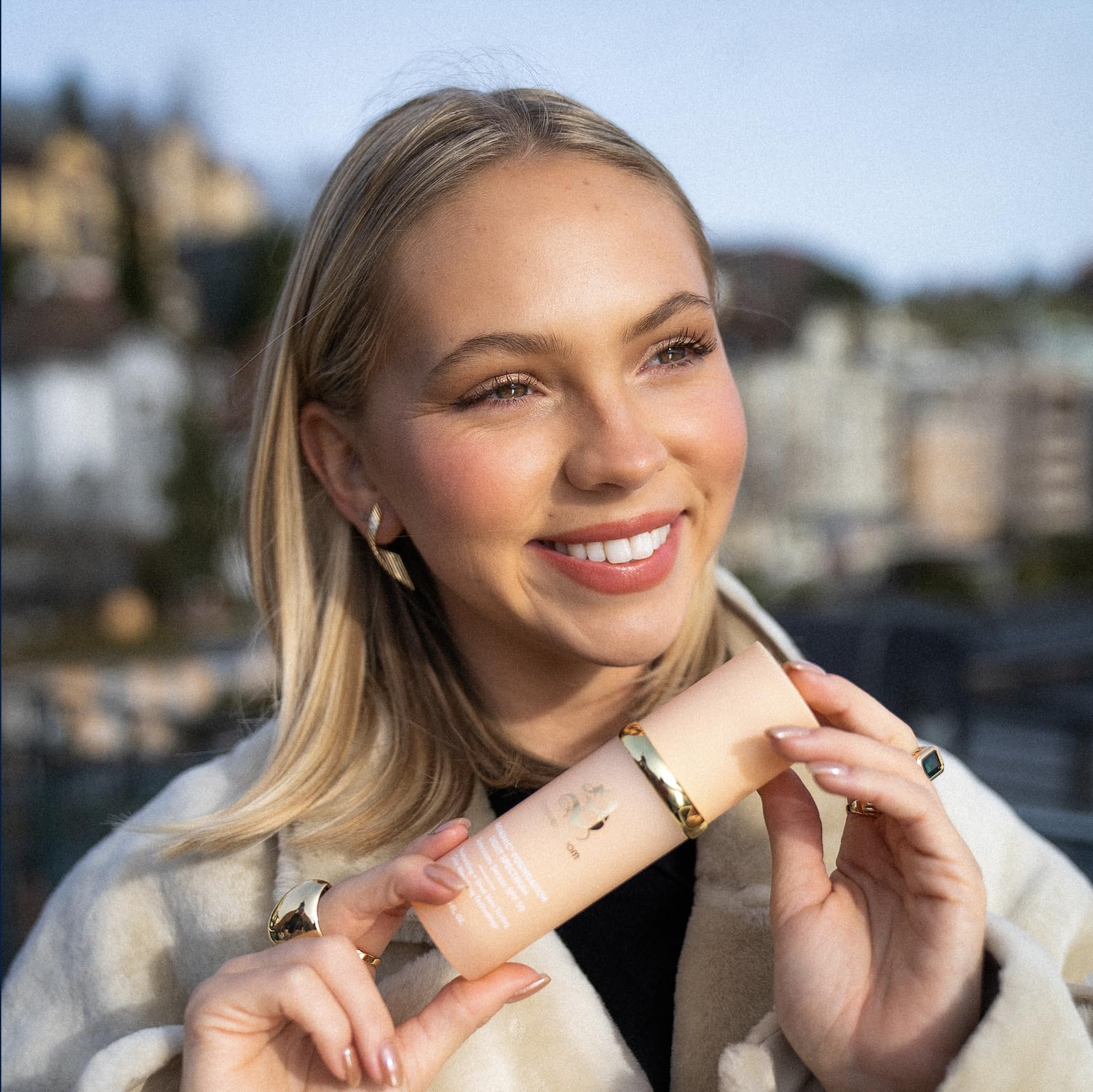 Forever Bloom close up of finished skin showing blurred pores and natural luminous benefit