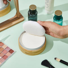 Frienda open jar with powder showing aluminum liner and secure seal to prevent moisture