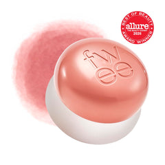 fwee texture closeup displaying bouncy pudding finish and blendability