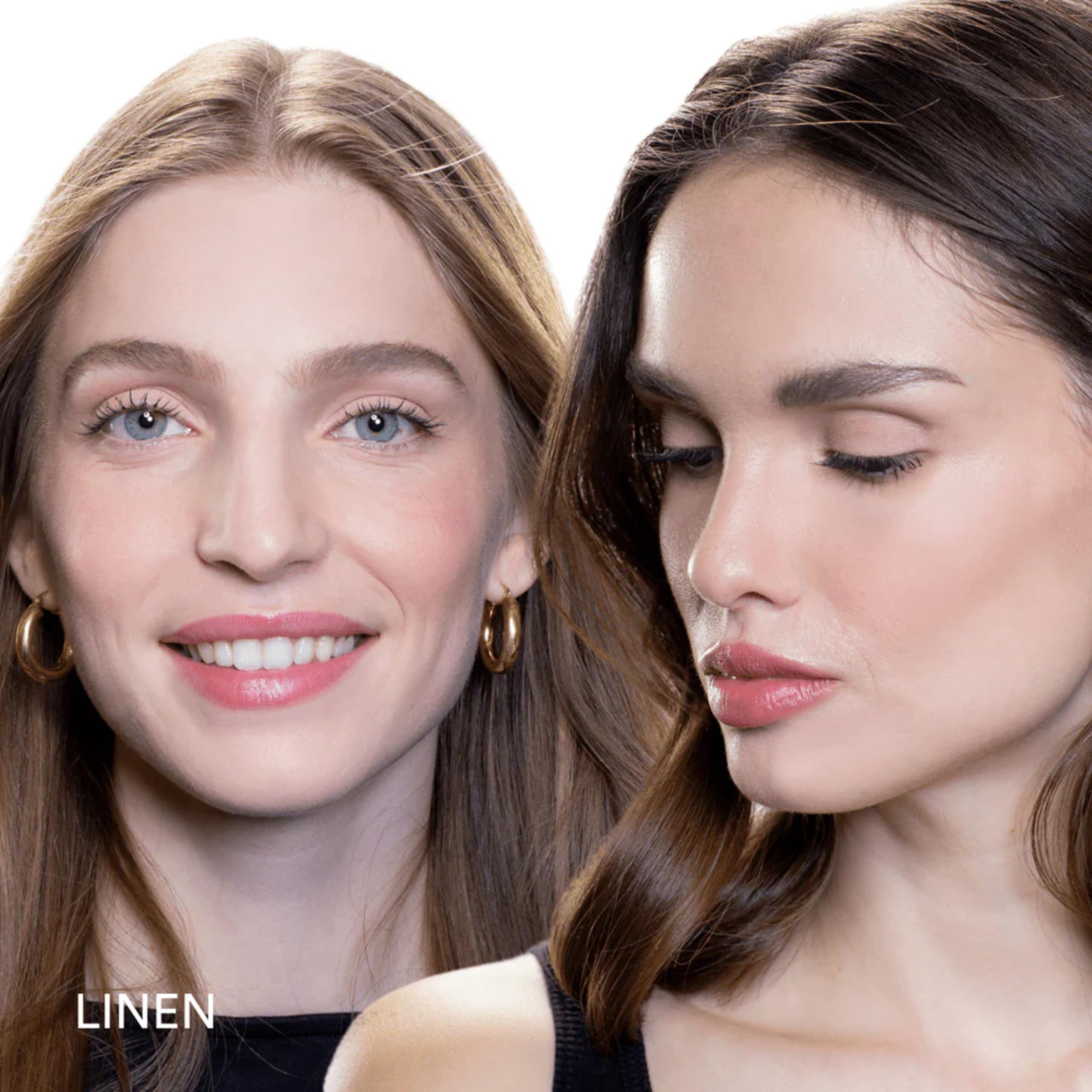Gen See dual-ended brush detail highlighting vegan bristles for seamless blending