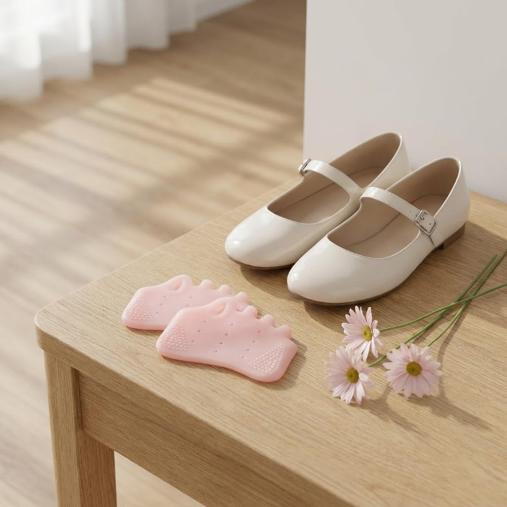 Generic silicone flexibility stretch shot showing elastic material and durable comfort