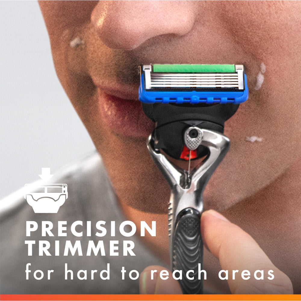 Gillette Fusion5 travel cover on cartridge protecting blades for travel
