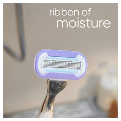 Gillette Venus five-blade cartridge detail highlighting precise cutting