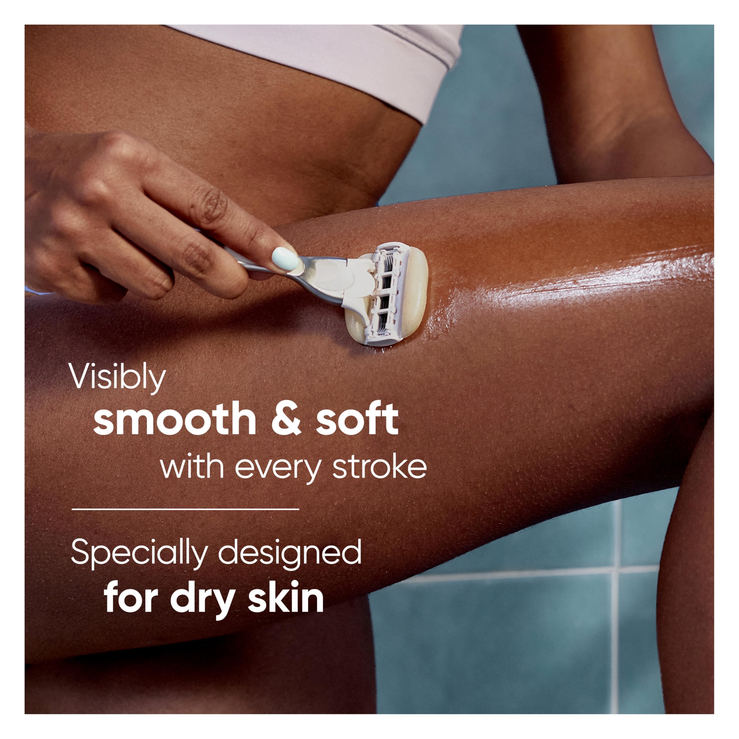 Gillette Venus detailed view of built-in moisture bars with argan oil for hydration