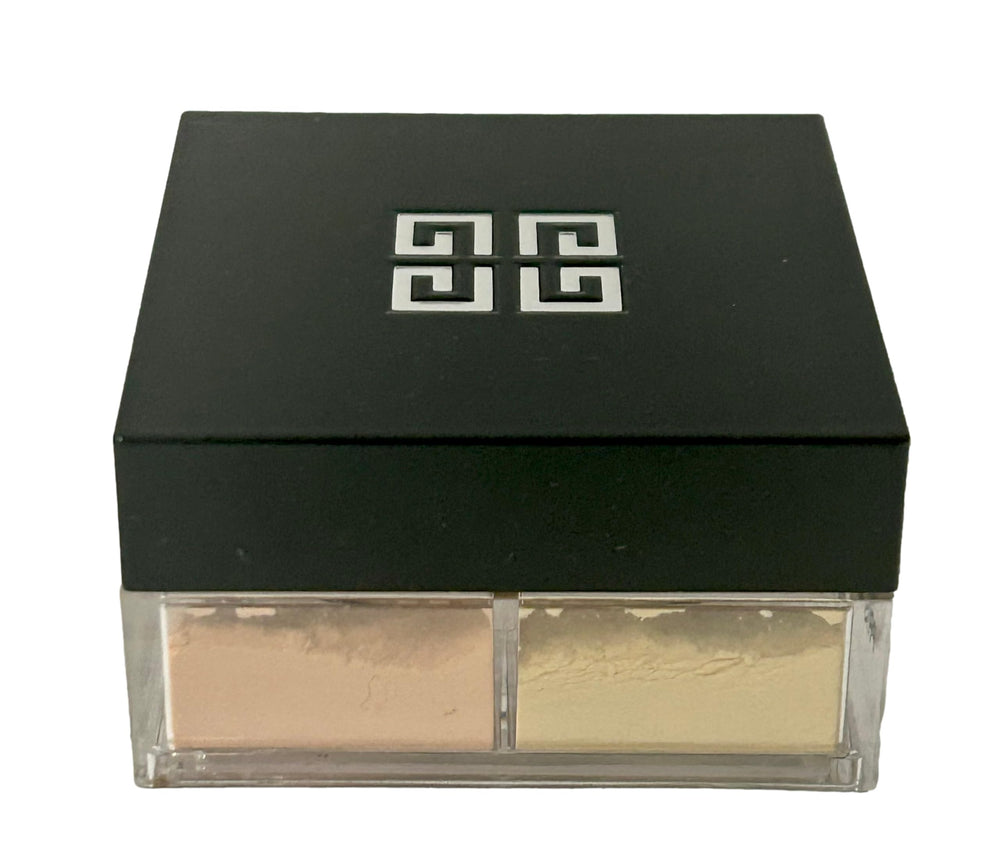 Givenchy Prisme Libre application with brush demonstrating easy blending and matte control
