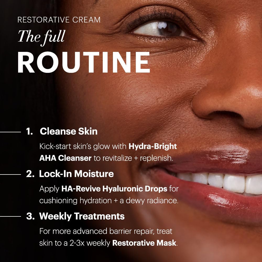 Glo Skin Beauty ingredient label close-up highlighting antioxidant formulation benefit
