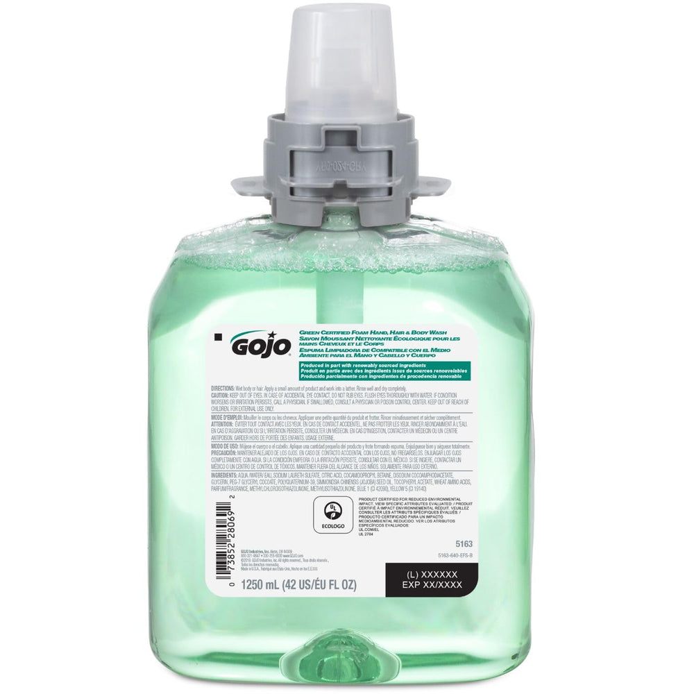 GOJO close-up of sanitary-sealed refill nozzle, emphasizes fast replacement