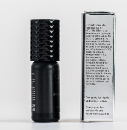 GOLLEEPRO waterproof retention graphic illustrating long-lasting lashes and durability