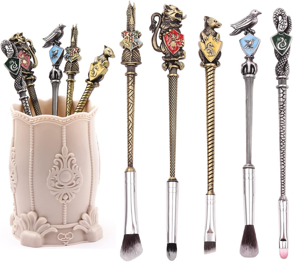 Hamowtux front view of wand brush set highlighting design and versatility