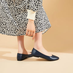 hash bubbie top-down view revealing padded insole for added comfort