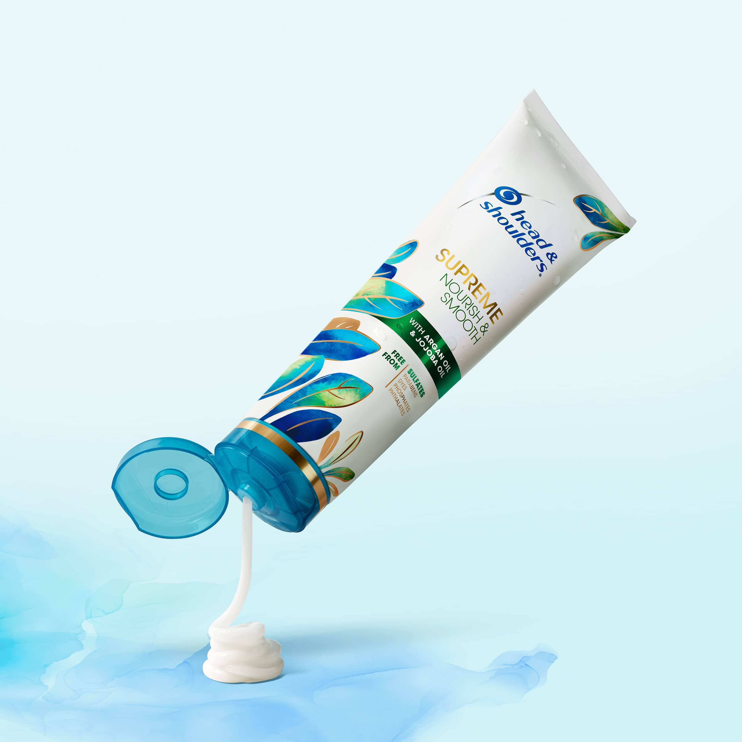 Head & Shoulders back label with ingredient and usage information visible