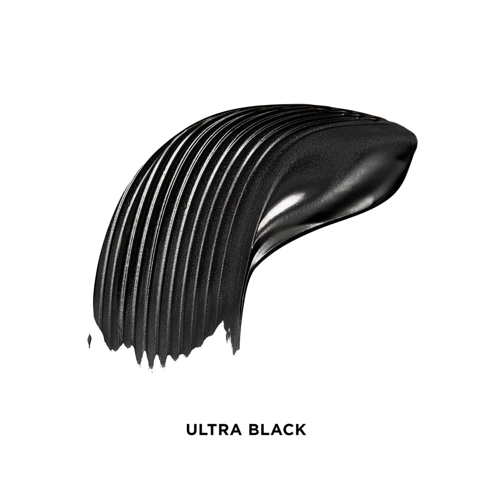 Hourglass mascara brush close-up delivering precise separation and lift