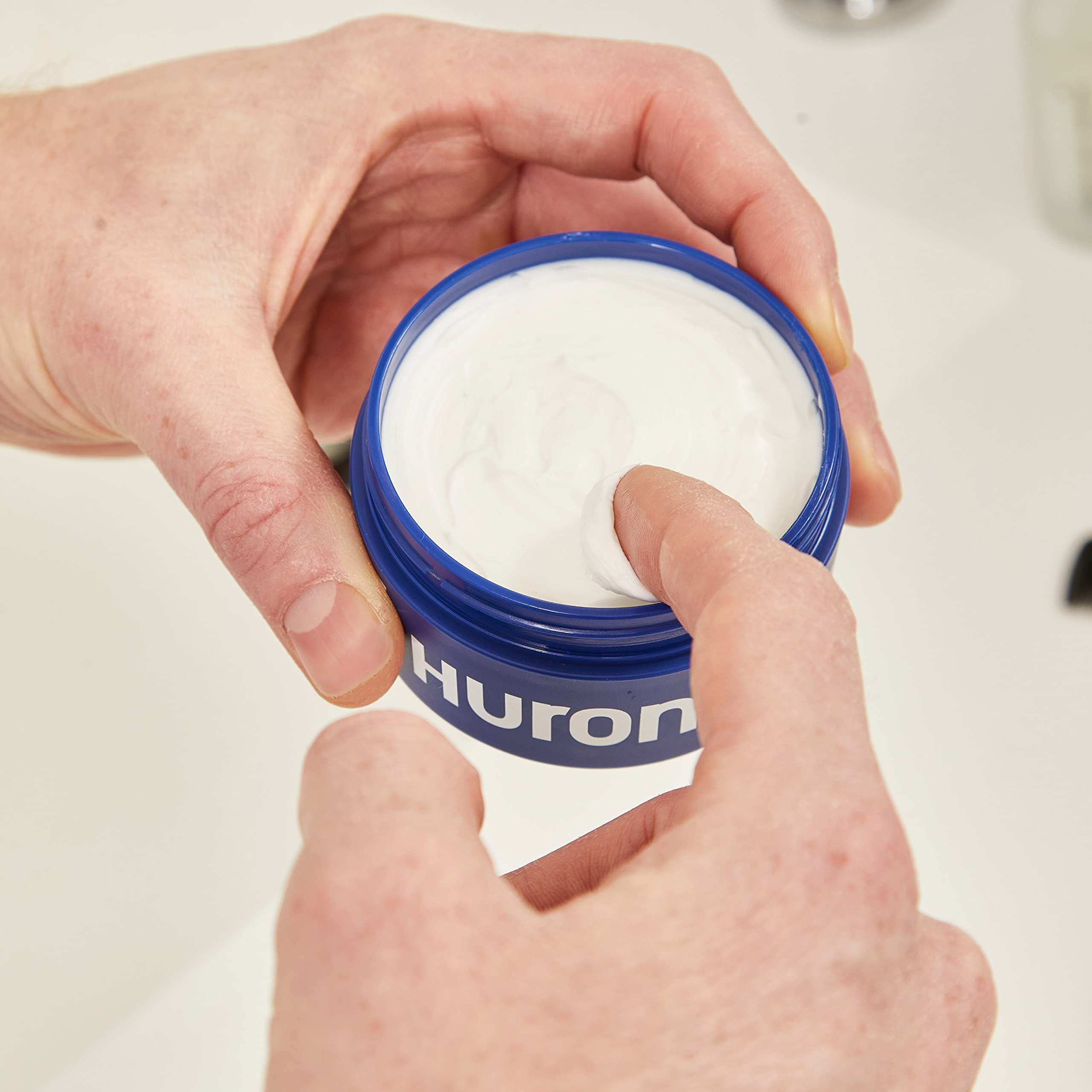 Huron product label close-up highlighting ingredient list and clean formulation benefits