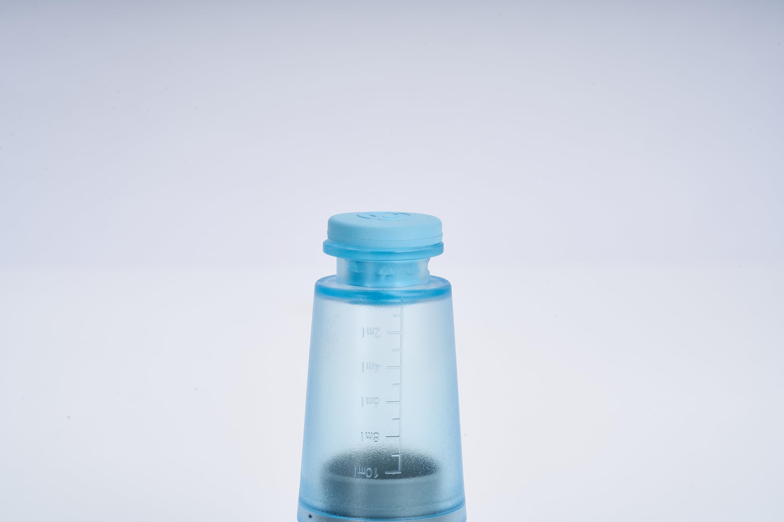 Generic hydro derma stamp in use on scalp demonstrating targeted serum delivery