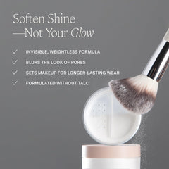 ILIA powder applied on hand demonstrating lightweight coverage and natural mattifying benefit