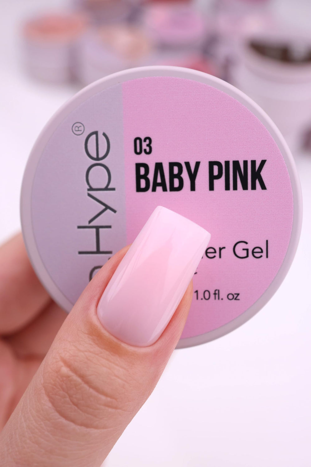 IN.HYPE close-up gel texture showing smooth medium-viscosity for precise sculpting