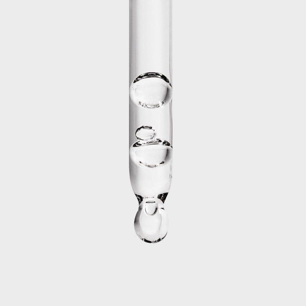 Inglot Duraline pipette close-up demonstrating controlled dropper dosing benefit