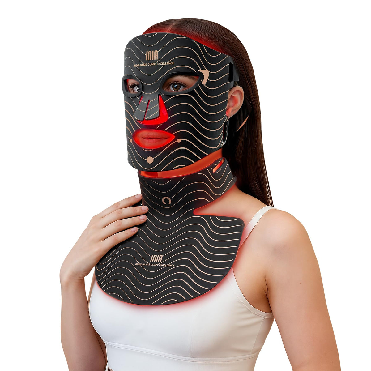 INIA face mask front view showing ergonomic fit and even coverage benefits