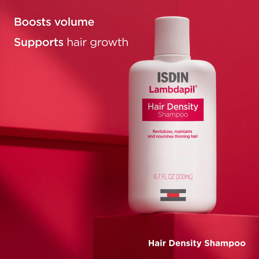 ISDIN shampoo foam texture close-up demonstrating gentle lather