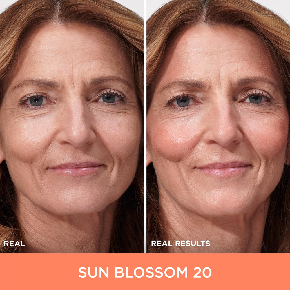 IT Cosmetics applying Sun Blossom with fingers for warm seamless blending