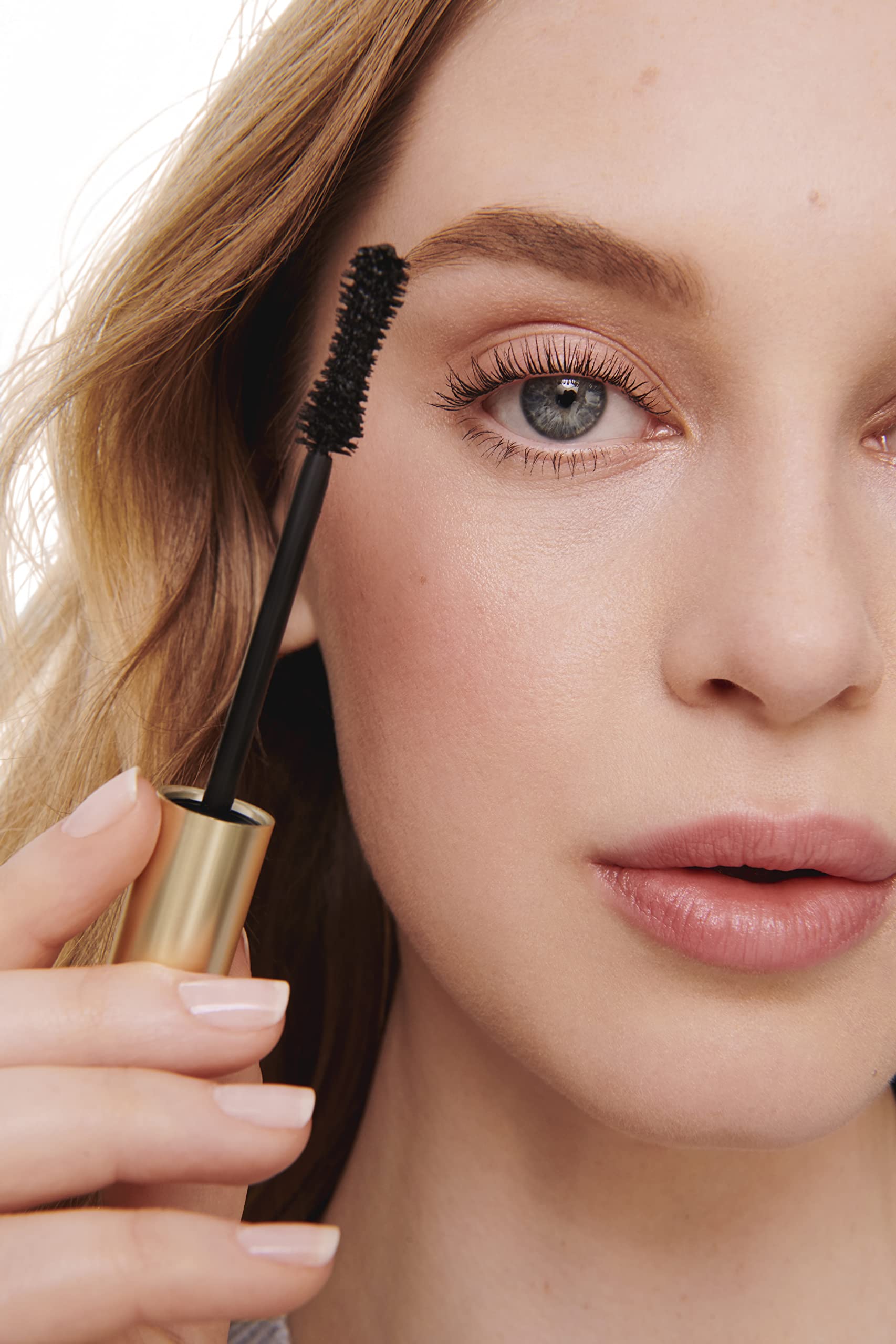 jane iredale before and after lashes showing lift length and volumizing effect