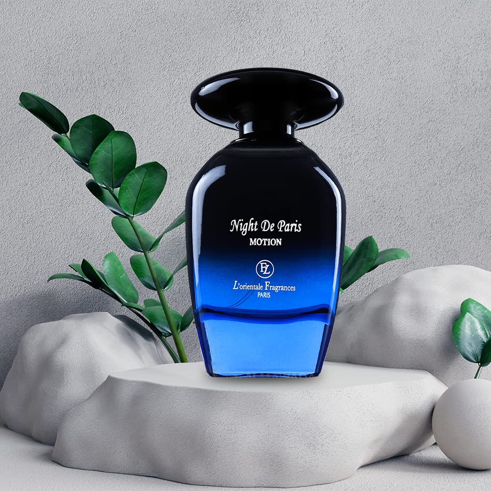 Jean Antoine Night De Paris atomizer spray in action, demonstrates fine mist application