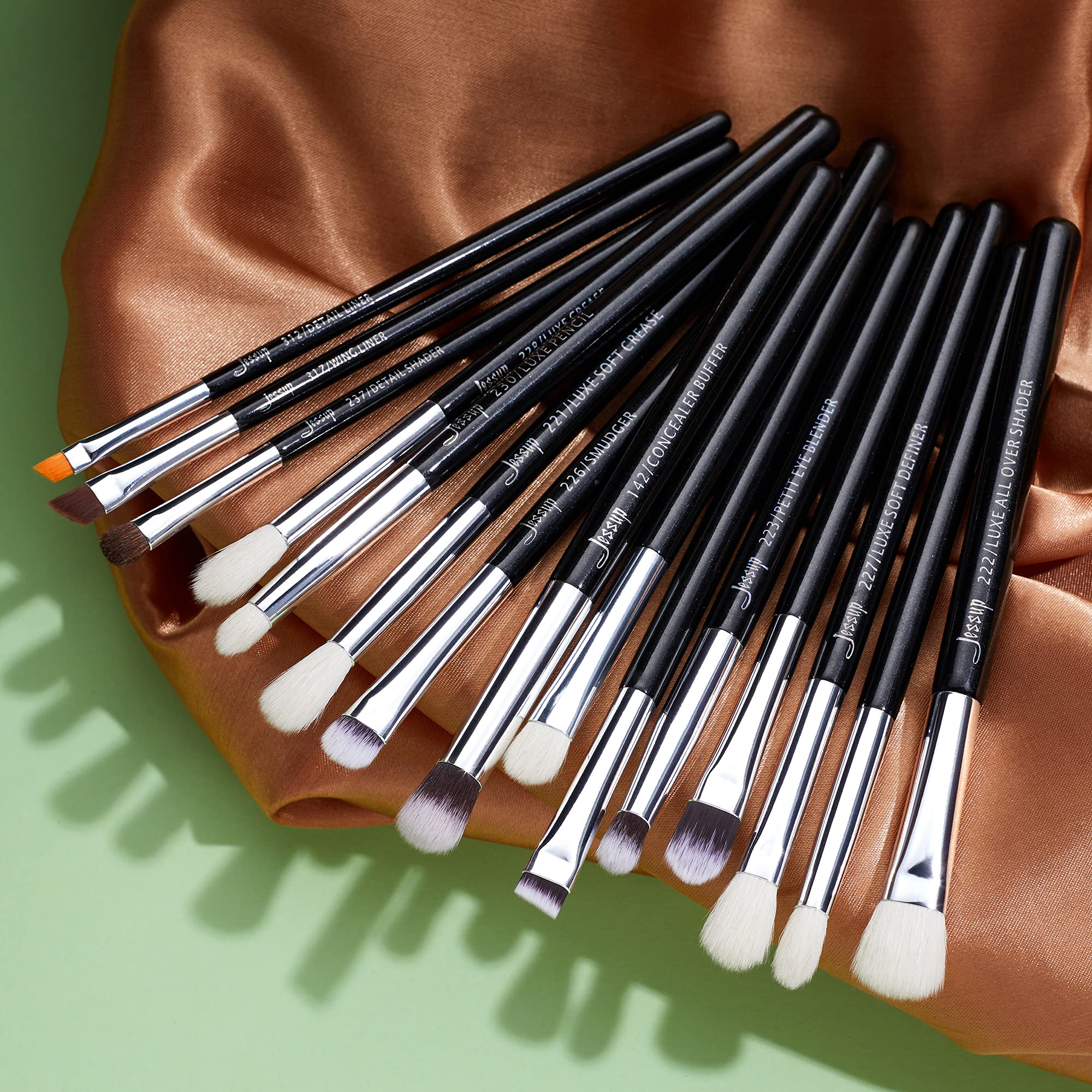 Jessup wet bristles being cleaned to show low-shedding fibers and easy maintenance