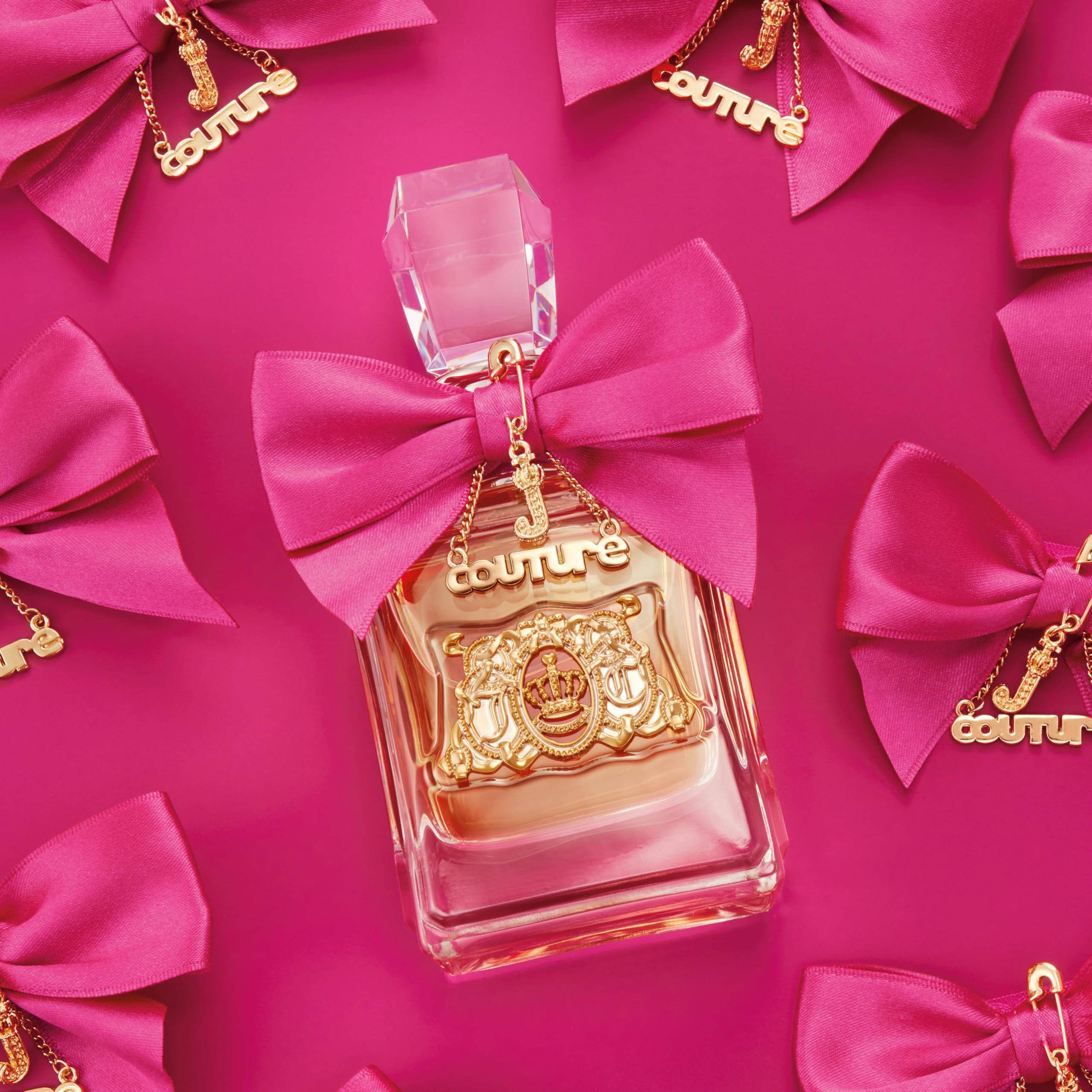Juicy Couture Viva La Juicy with gardenia blossoms representing the soft floral heart notes