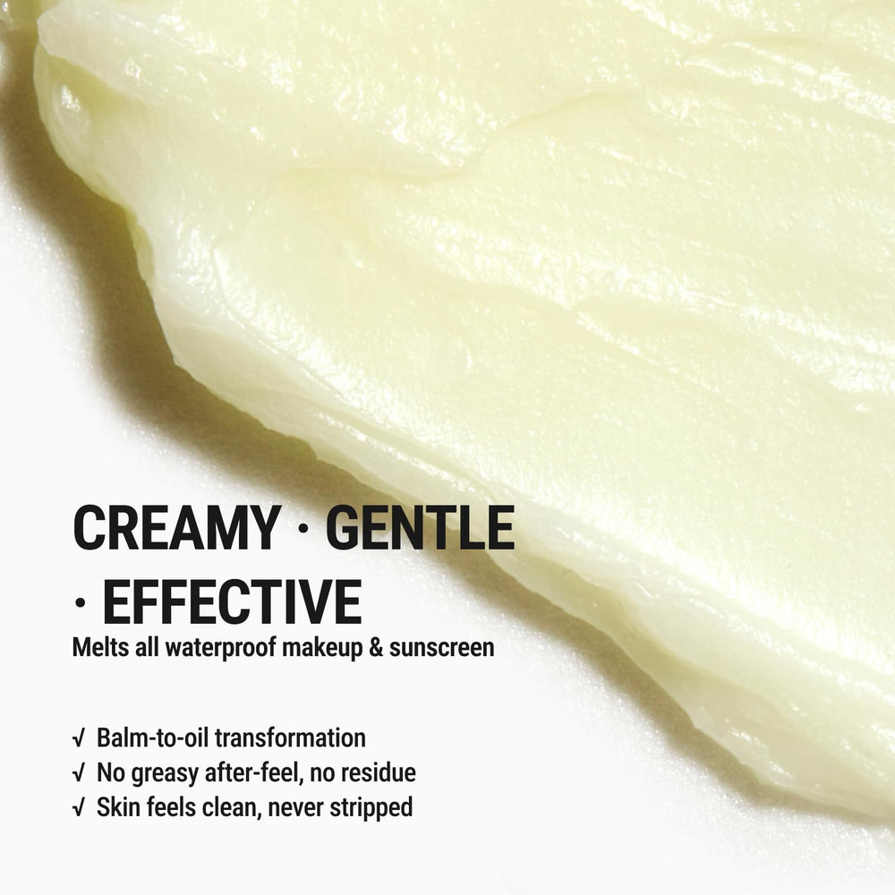 JUNO & Co. Clean10 emulsified milky rinse on palm showing clean rinse without residue