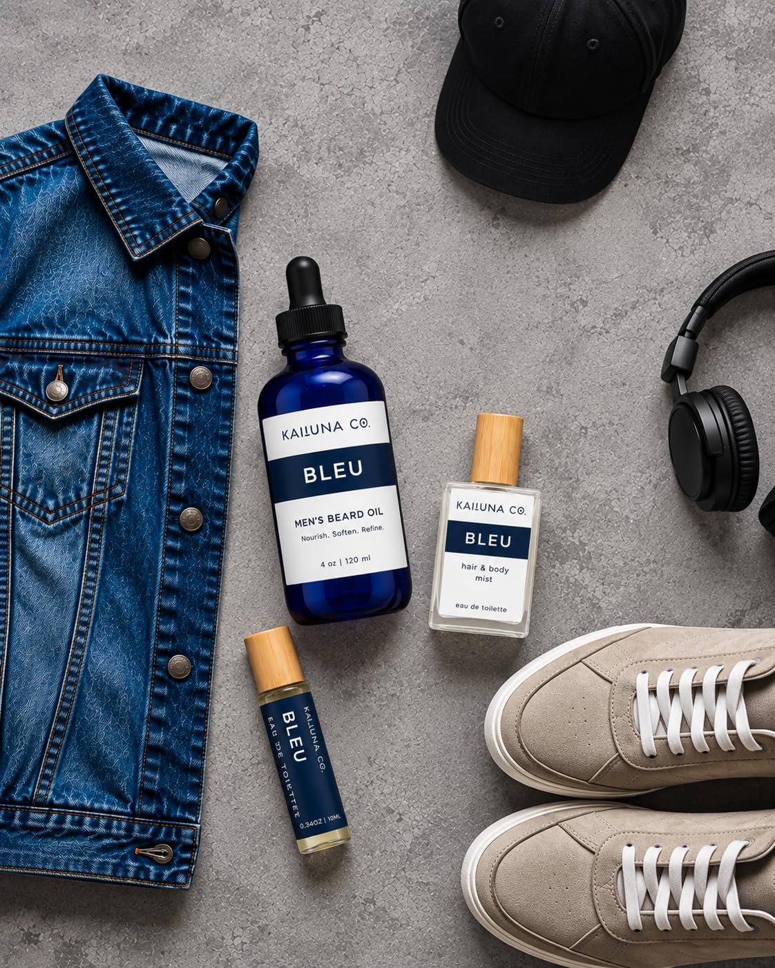 Kailuna Co. Bleu tucked in a pocket illustrating convenient on-the-go refreshes