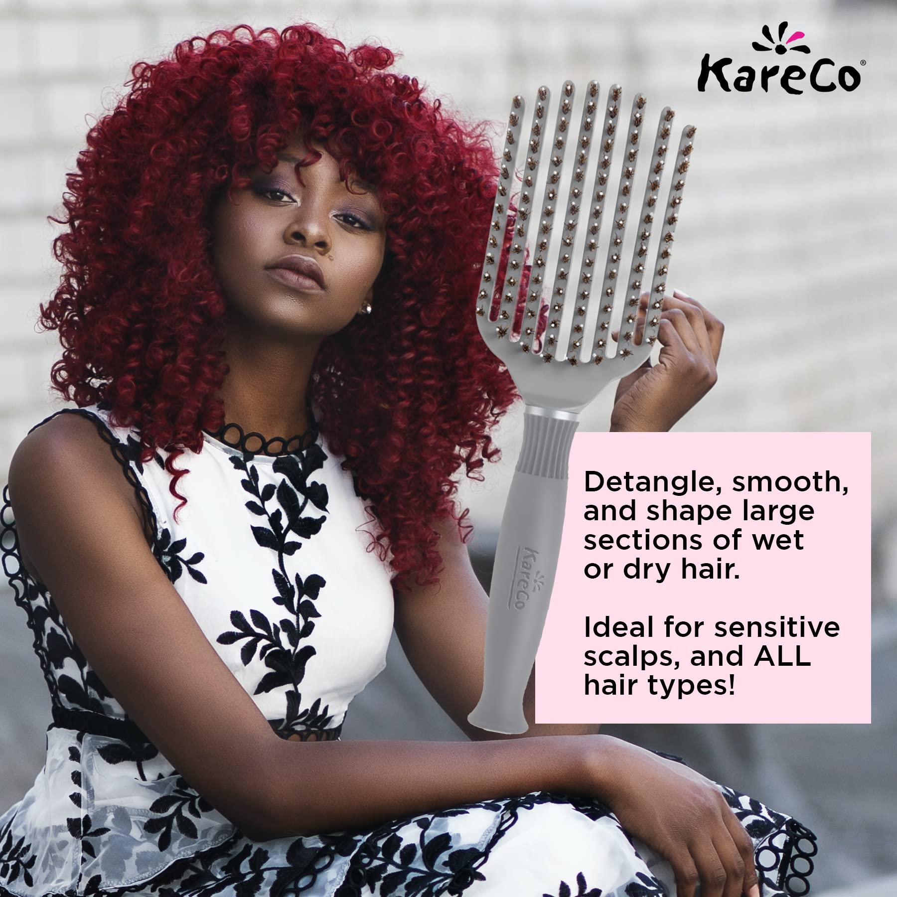 KareCo brush detangling wet hair to reduce pulling and ease styling