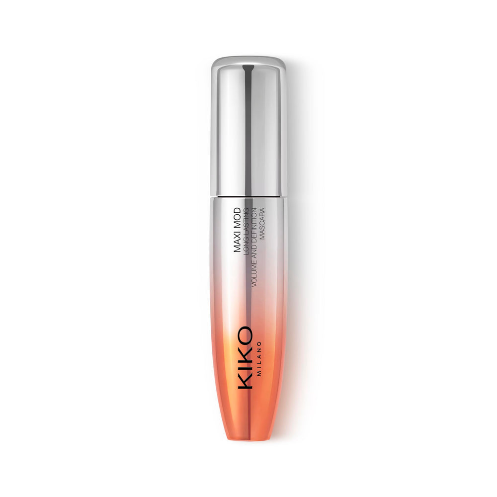 KIKO Milano brush applying product for defined lashes and buildable volume