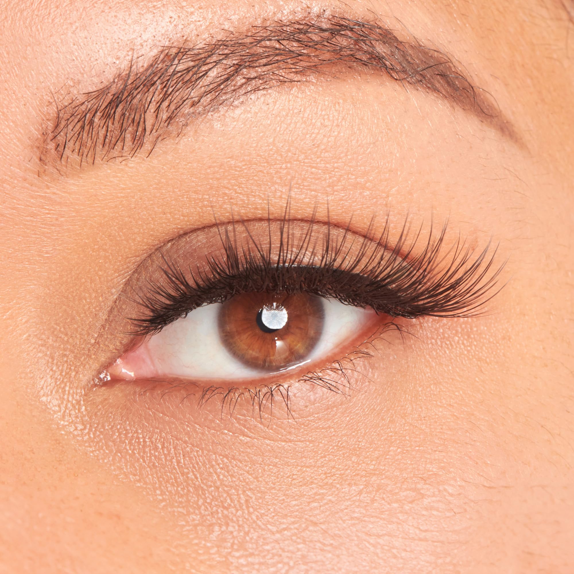 KISS lashes blended with mascara illustrating seamless natural enhancement