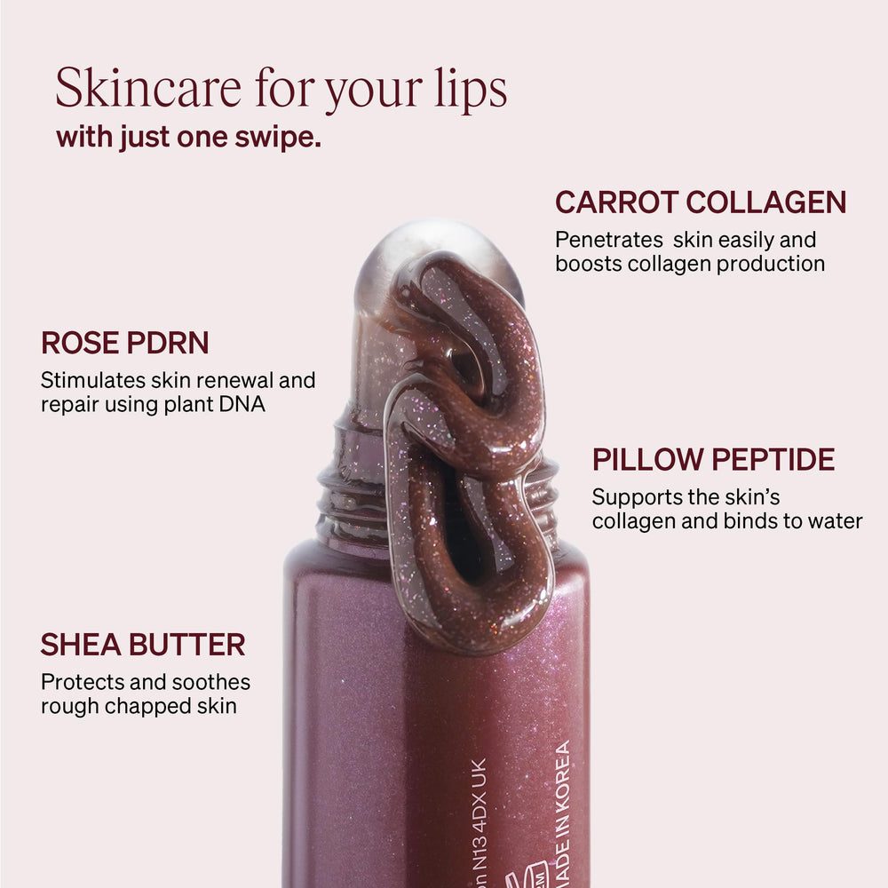 KNEMO LipLock wand applying serum to show easy application and smoothness