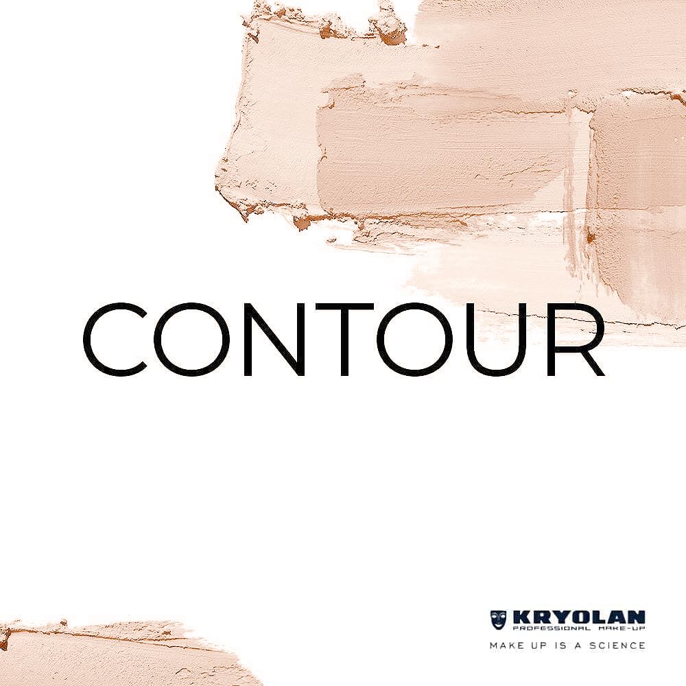 kryolan lifestyle shot in dressing room illustrating backstage reliability and finish
