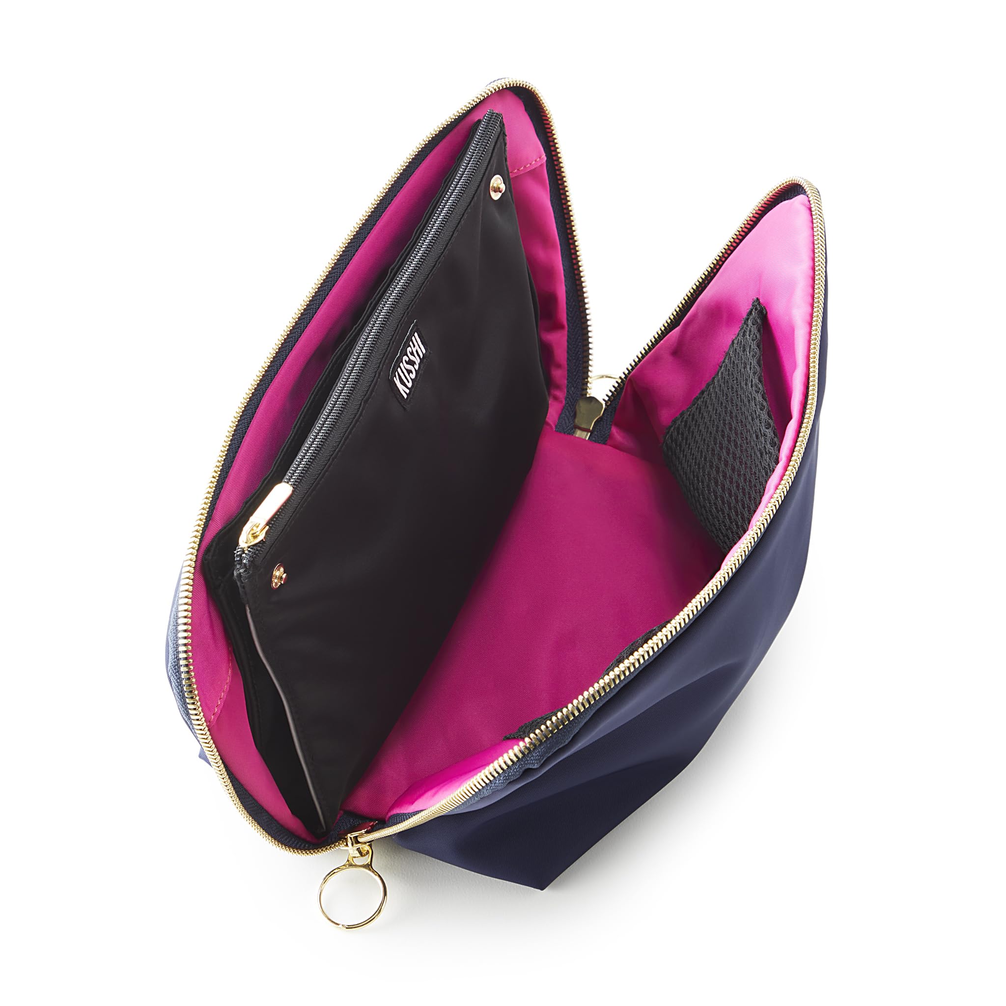 KUSSHI organizer snapped inside Vacationer bag illustrating travel-ready organization