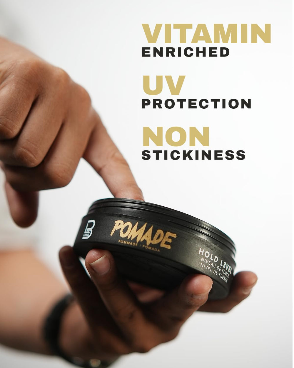L3 pomade texture close-up demonstrating smooth, non-sticky paste for easy spread