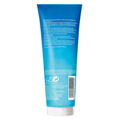 La Roche-Posay pump dispensing soft foam for easy application
