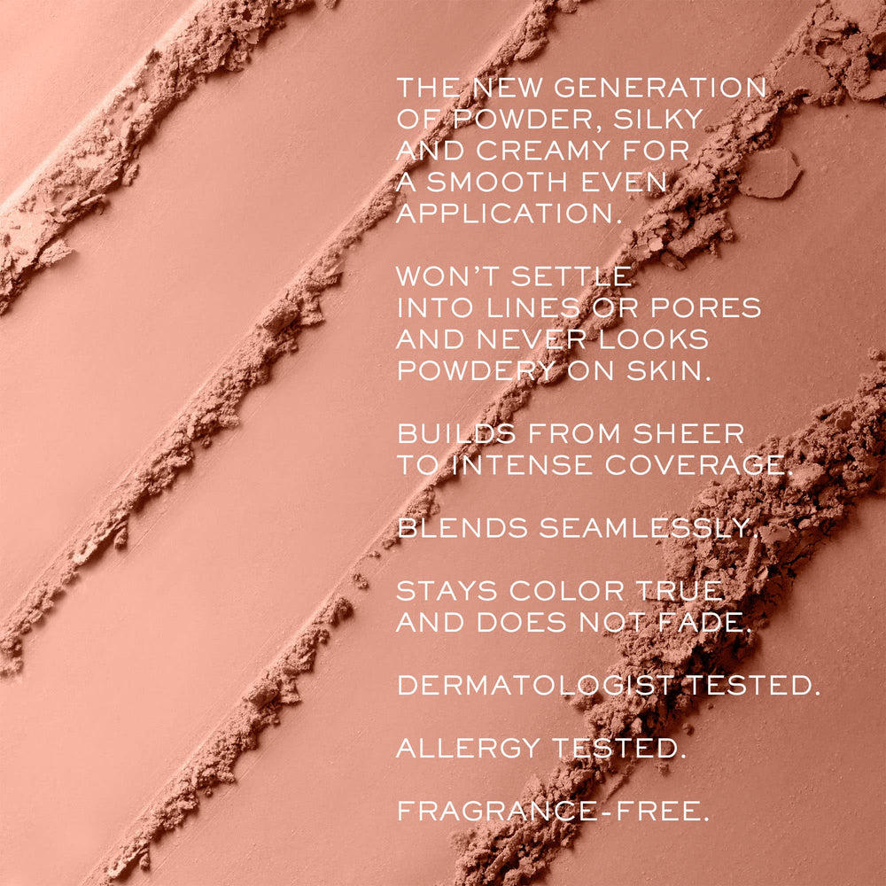 Lancôme powder texture close-up highlighting silky, blendable finish benefit