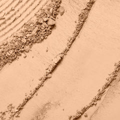 Lancôme open pan close-up showing powder texture for seamless blending