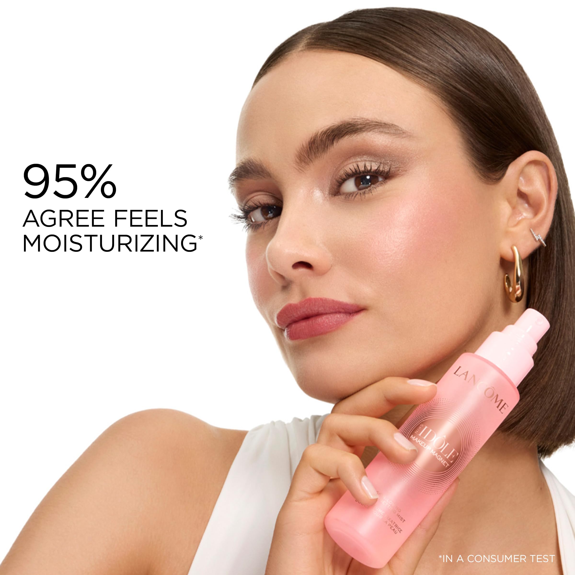 Lancôme label detail showing product name and benefits for ingredient clarity