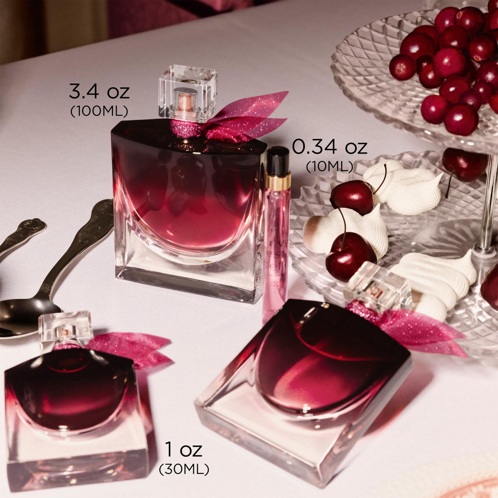 Lancôme applied to wrist at pulse point to enhance warmth-driven scent development