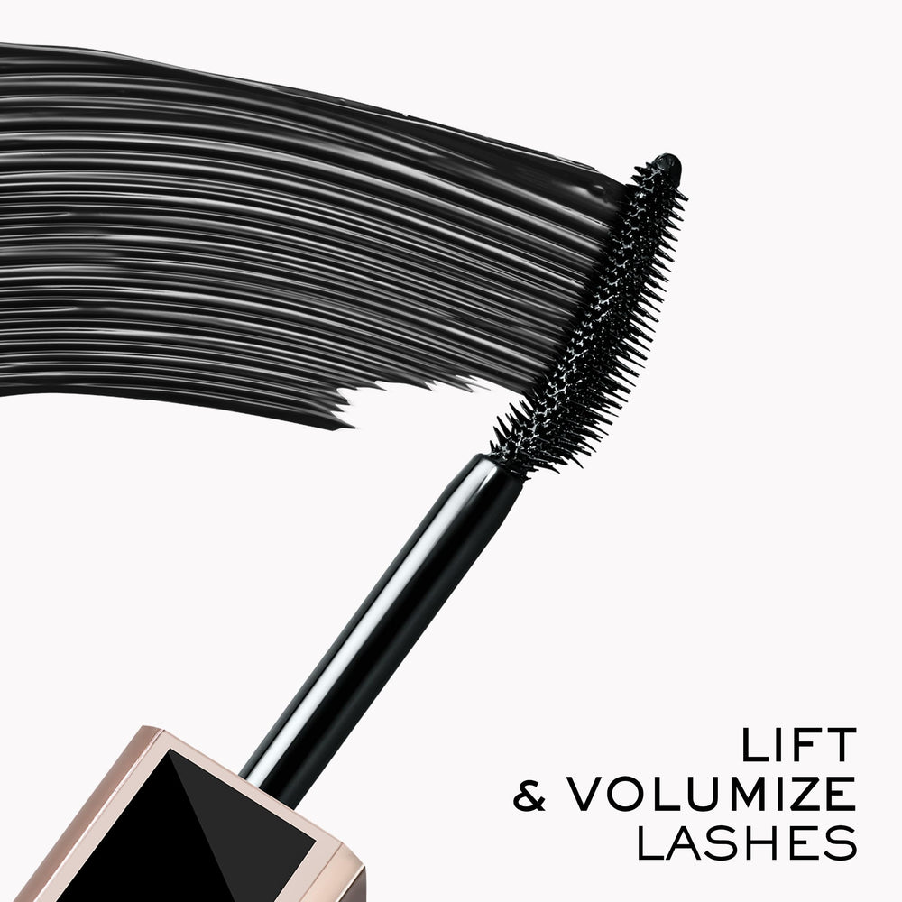 Lancôme wand close-up with micro-bristles that lift and separate lashes